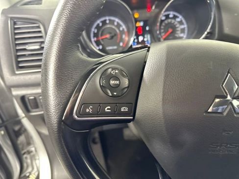 Used 2024 Mitsubishi Outlander Sport SE image 15
