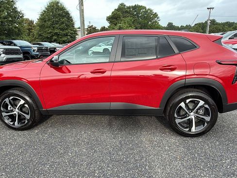 New 2026 Chevrolet Trax RS FWD image 11