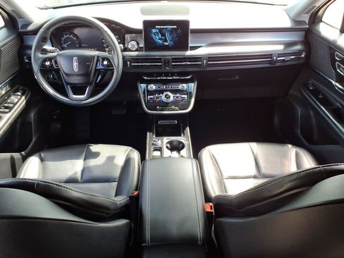 Used 2021 Lincoln Corsair AWD w/ Equipment Group 101A image 12