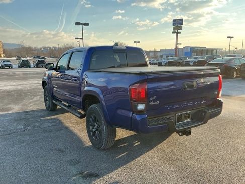 Used 2023 Toyota Tacoma SR5 image 7