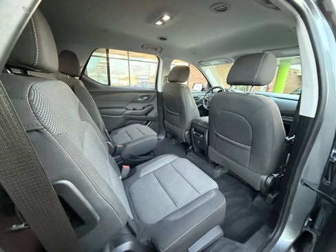 Used 2020 Chevrolet Traverse LT AWD/4WD image 13