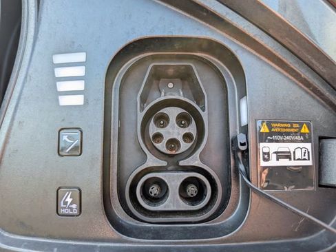Used 2024 Kia EV6 Wind AWD/4WD image 14