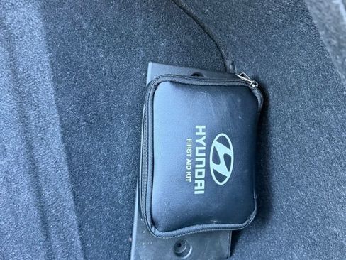 Used 2021 Hyundai Elantra SEL FWD image 12