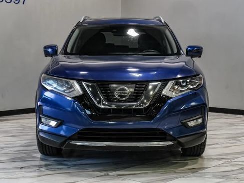 Used 2017 Nissan Rogue SL w/ SL Premium Package FWD image 9