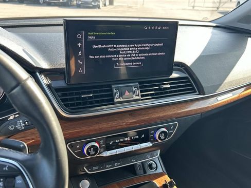 Used 2022 Audi Q5 2.0T Premium Plus w/ Premium Plus Package AWD/4WD image 32