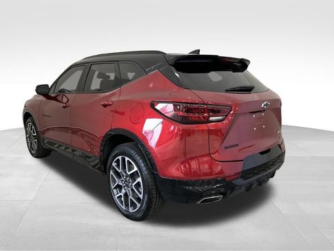 Used 2024 Chevrolet Blazer RS w/ Enhanced Convenience Package image 3
