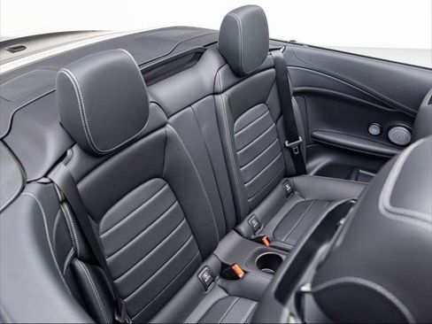 Used 2018 Mercedes-Benz C 300 Cabriolet image 24