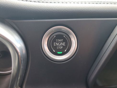 Used 2022 Chevrolet Blazer LT image 29