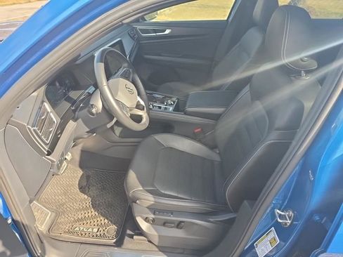 Used 2025 Volkswagen Atlas Cross Sport SEL R-Line image 22