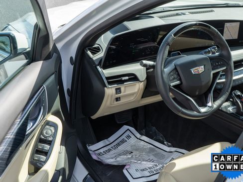 Used 2025 Cadillac CT5 Premium Luxury image 10