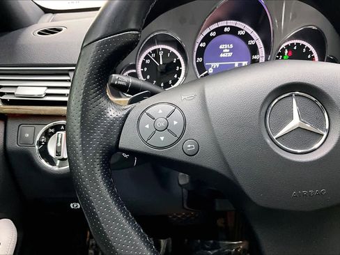 Used 2010 Mercedes-Benz E 350 Sedan image 21