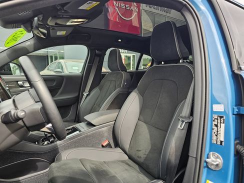 Used 2023 Volvo C40 P8 Recharge Ultimate w/ Protection Package Premier AWD/4WD image 20