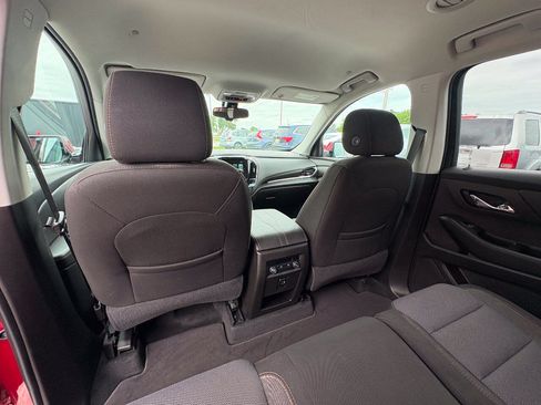 Used 2018 Chevrolet Traverse LT AWD/4WD image 26