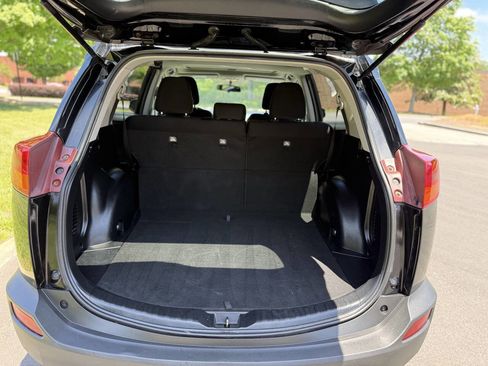 Used 2013 Toyota RAV4 XLE FWD image 16