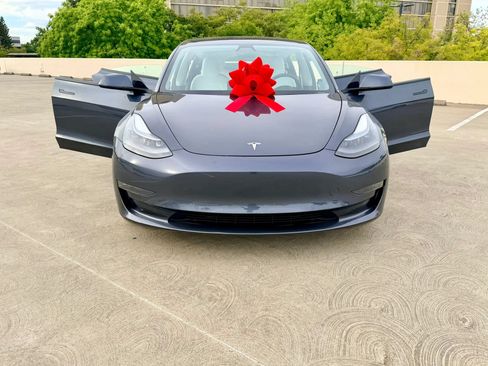 Used 2021 Tesla Model 3 Long Range AWD/4WD image 42