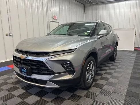 Used 2024 Chevrolet Blazer LT w/ Driver Confidence Package AWD/4WD image 8