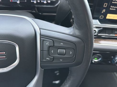 Used 2022 GMC Sierra 1500 Elevation AWD/4WD image 9