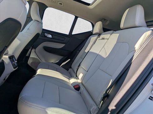 New 2026 Volvo XC40 B5 Plus w/ Protection Package Premier AWD/4WD image 17