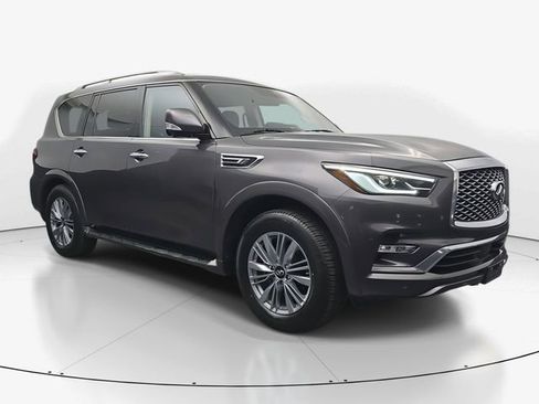 Used 2024 INFINITI QX80 Luxe image 2