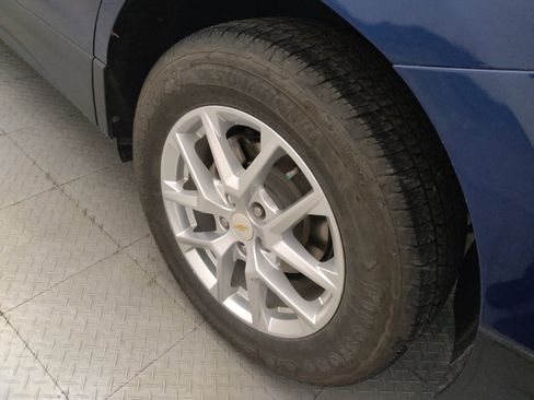 Used 2022 Chevrolet Equinox LS w/ LS Convenience Package FWD image 31