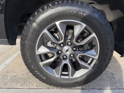 Used 2023 Chevrolet Silverado 1500 RST AWD/4WD image 48