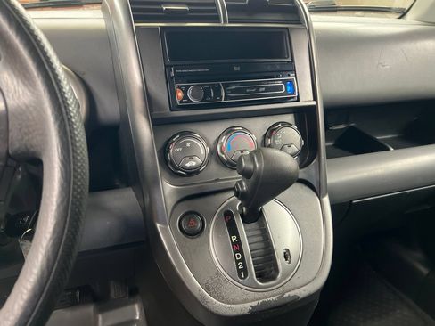 Used 2005 Honda Element LX image 13
