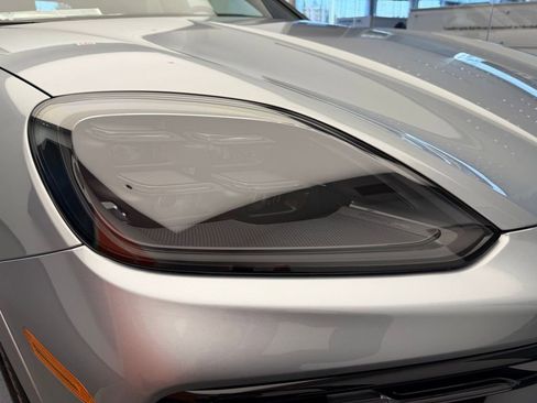 New 2026 Porsche Cayenne AWD/4WD image 28