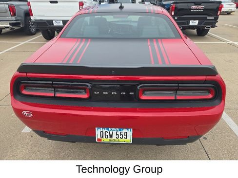Used 2017 Dodge Challenger R/T Scat Pack RWD image 13