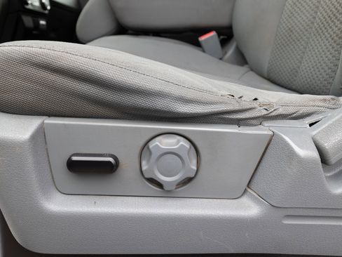 Used 2014 Ford F150 XLT w/ Equipment Group 302A Luxury image 11