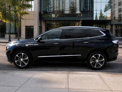 Used 2022 Buick Enclave Essence w/ Experience Buick Package
