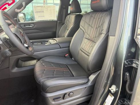 New 2026 Nissan Armada PRO-4X w/ Captain's Chari Seat Package AWD/4WD image 11