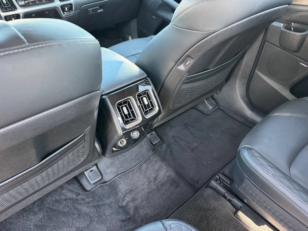 Used 2021 Kia Sorento SX Prestige AWD/4WD image 17