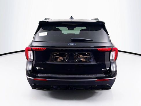 New 2026 Ford Explorer ST-Line w/ ST-Line Street Pack AWD/4WD image 10