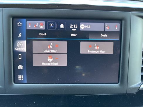 Used 2023 Chrysler Voyager LX image 20