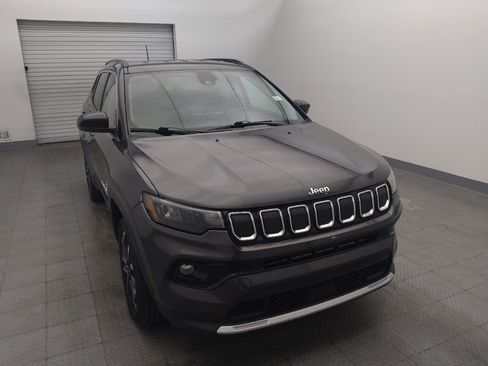 Used 2022 Jeep Compass Limited AWD/4WD image 14