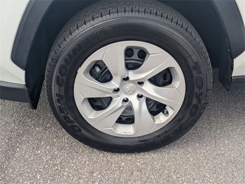 Certified 2024 Toyota RAV4 LE image 10