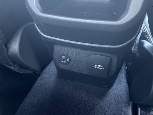 Used 2025 Ford Ranger Lariat image 23