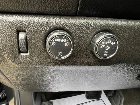 Used 2018 Chevrolet Colorado ZR2 AWD/4WD image 33