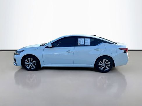 Used 2023 Nissan Altima 2.5 S image 4