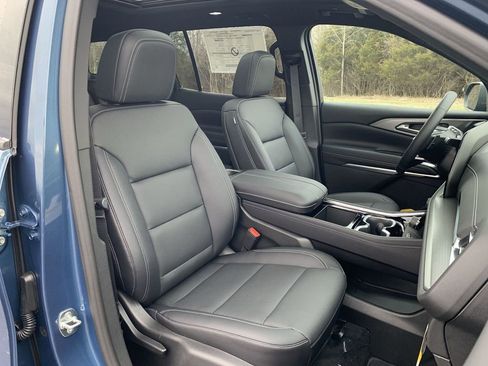 New 2026 Chevrolet Traverse LT w/ Sun and Wheel Package image 27