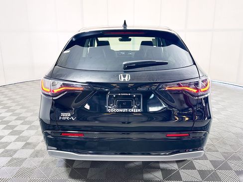 Used 2027 Honda HR-V EX-L image 4