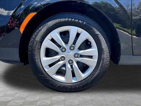 Used 2020 Kia Soul LX FWD image 33