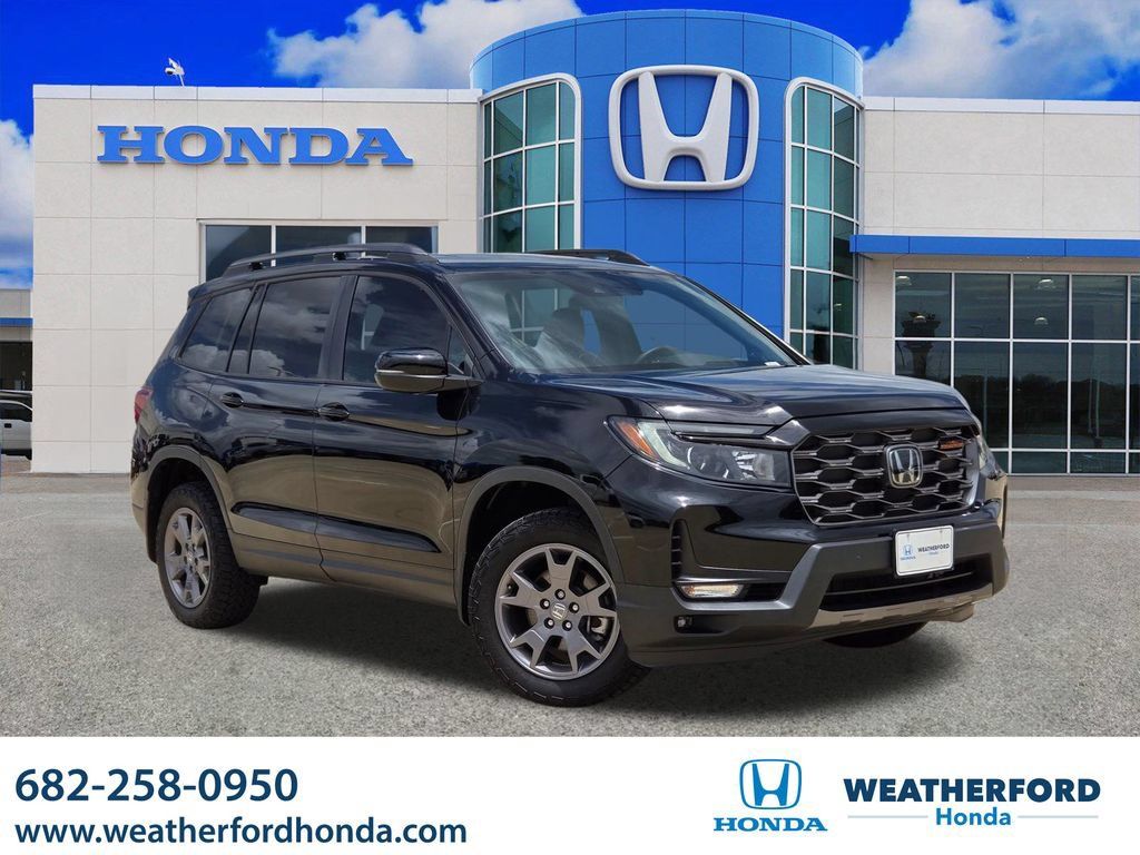 Used 2024 Honda Passport TrailSport image 1