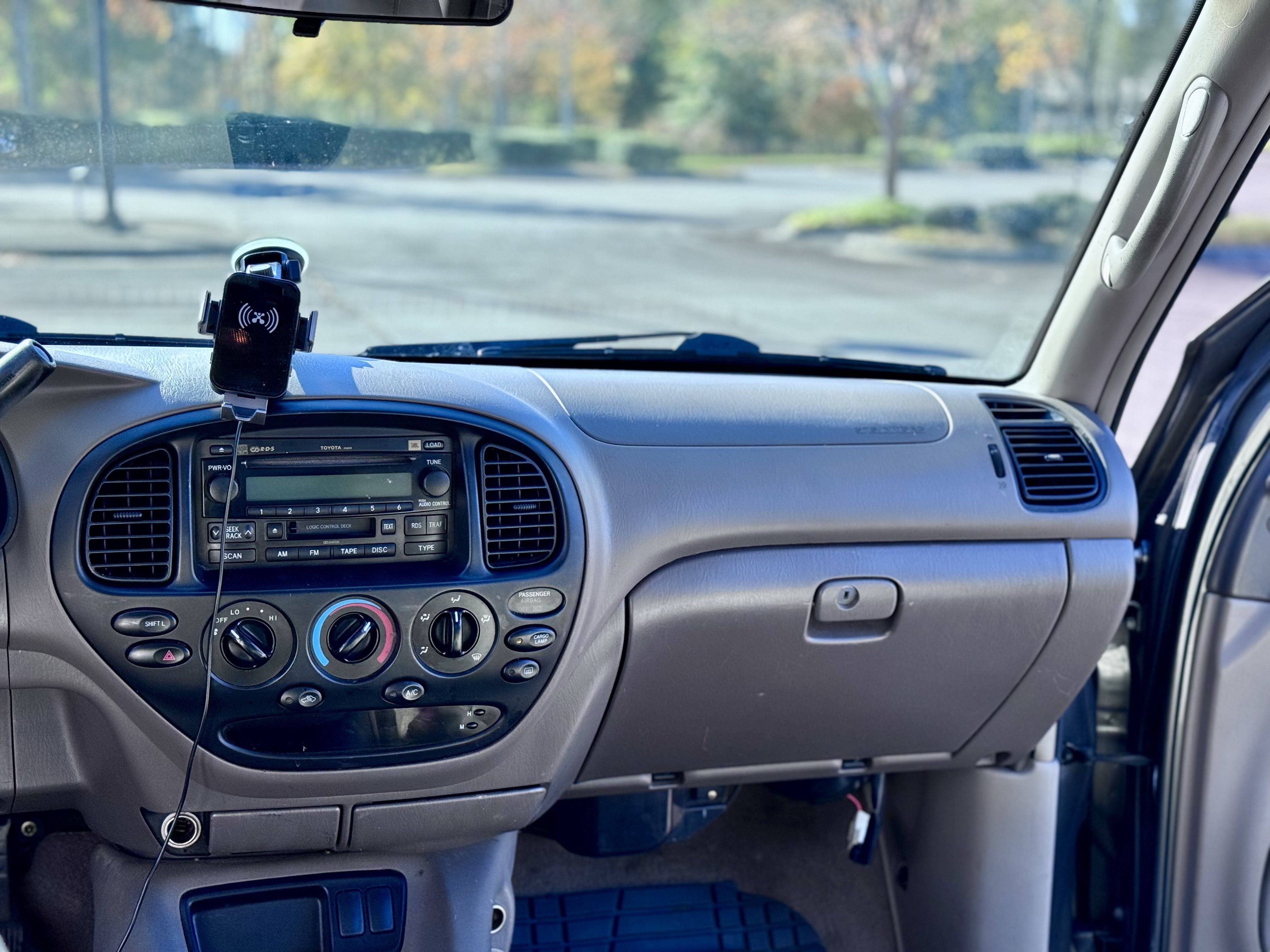 Used 2005 Toyota Tundra Limited w/ All Weather Guard Pkg RWD image 42