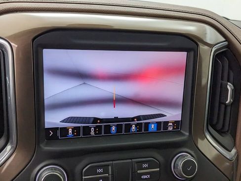 Used 2021 Chevrolet Silverado 3500 High Country image 26