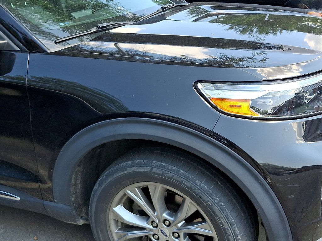 Used 2020 Ford Explorer XLT w/ Equipment Group 202A AWD/4WD image 10