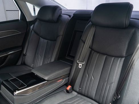 Used 2023 Audi A8 L 3.0T w/ Executive Package image 16