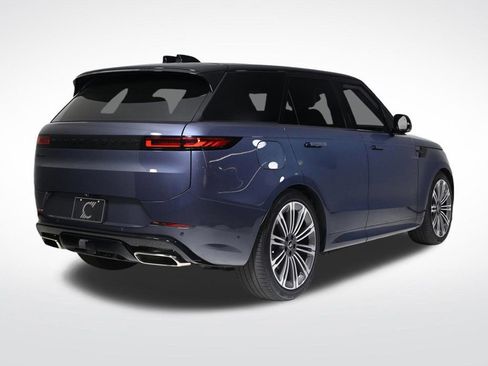 Used 2025 Land Rover Range Rover Sport Dynamic SE image 5