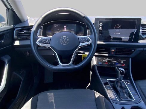 Used 2025 Volkswagen Jetta S FWD image 6