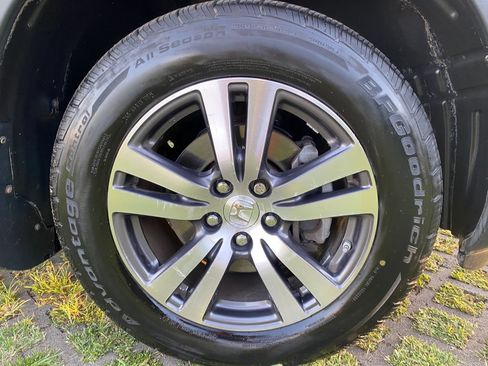 Used 2017 Honda Pilot EX-L image 9